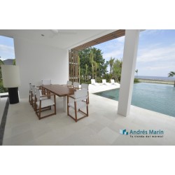 Limestone Capri with thin veins. Quarry Prices. Several sizes